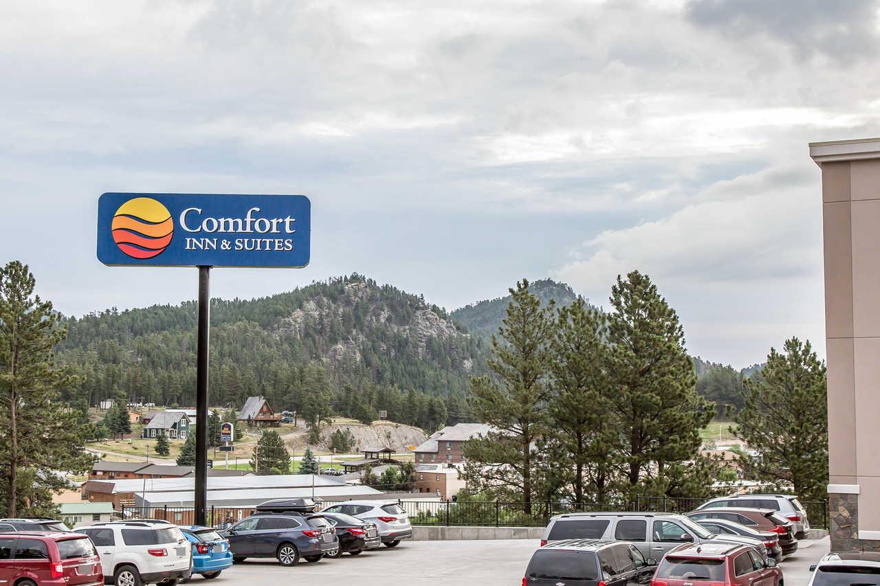 Comfort Inn & Suites Near Mt. Rushmore Hill City Exterior foto