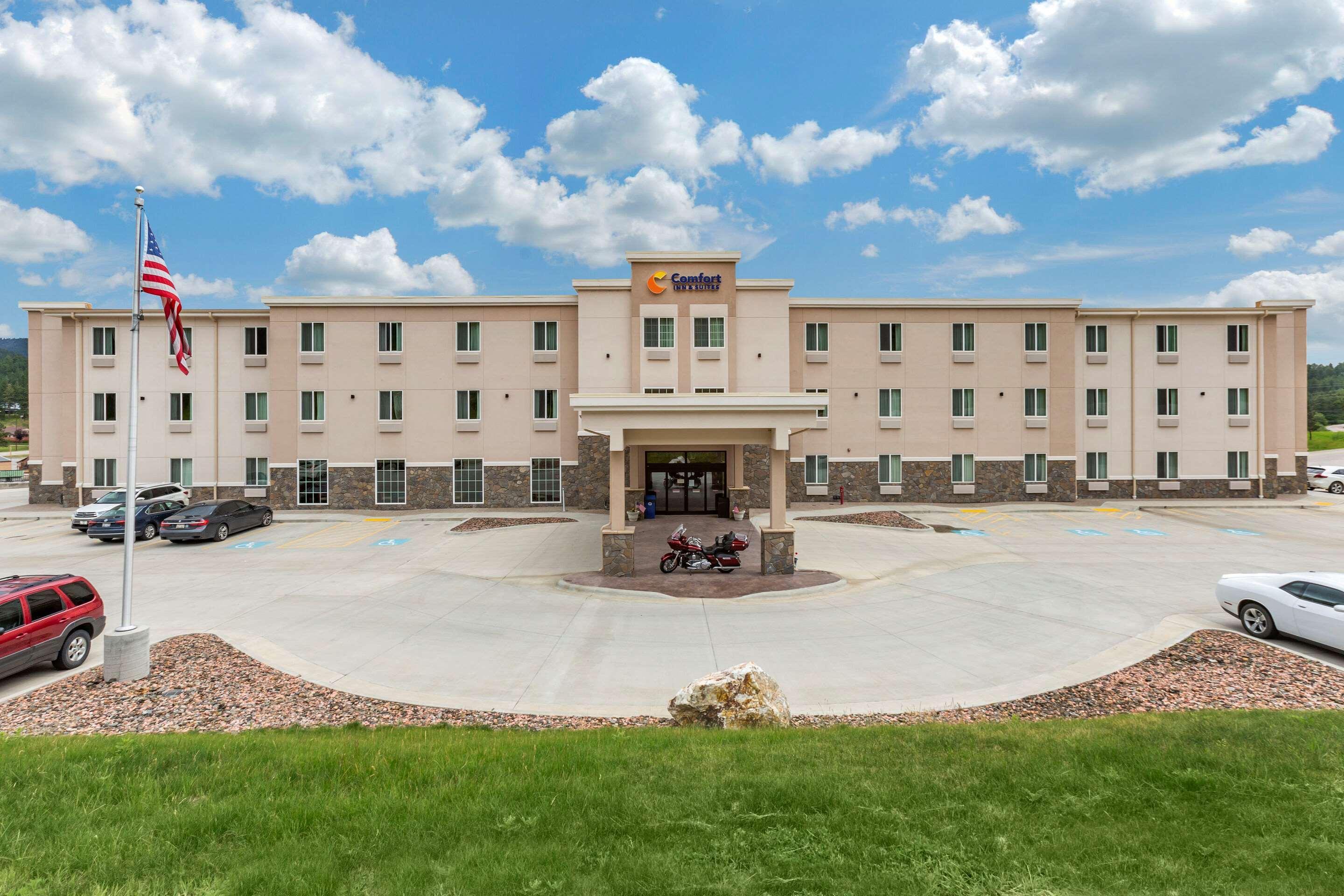 Comfort Inn & Suites Near Mt. Rushmore Hill City Exterior foto